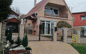 Erna Apartman